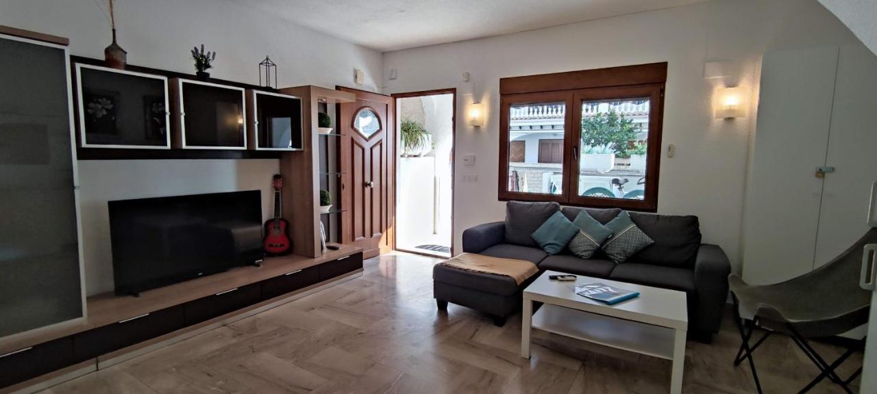 Beach Breeze Townhouse By The Beach Santa Pola Exteriör bild