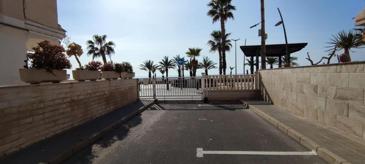 Beach Breeze Townhouse By The Beach Santa Pola Exteriör bild