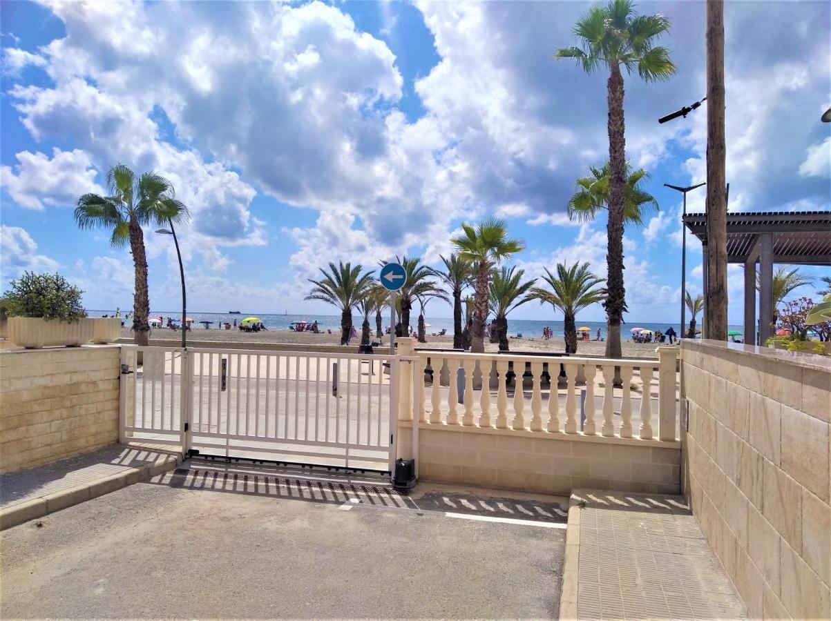 Beach Breeze Townhouse By The Beach Santa Pola Exteriör bild